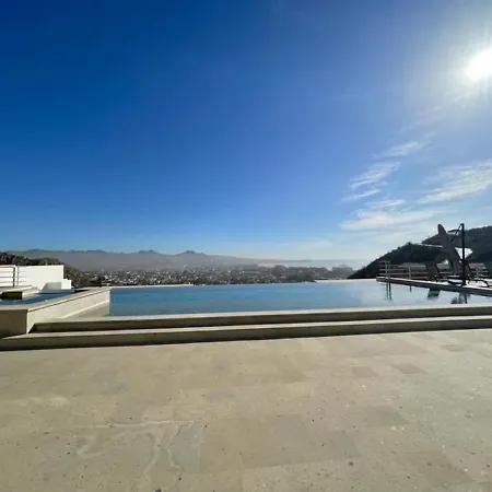 Stunning 2Br Oceanview Contemporary Condo In Cabo